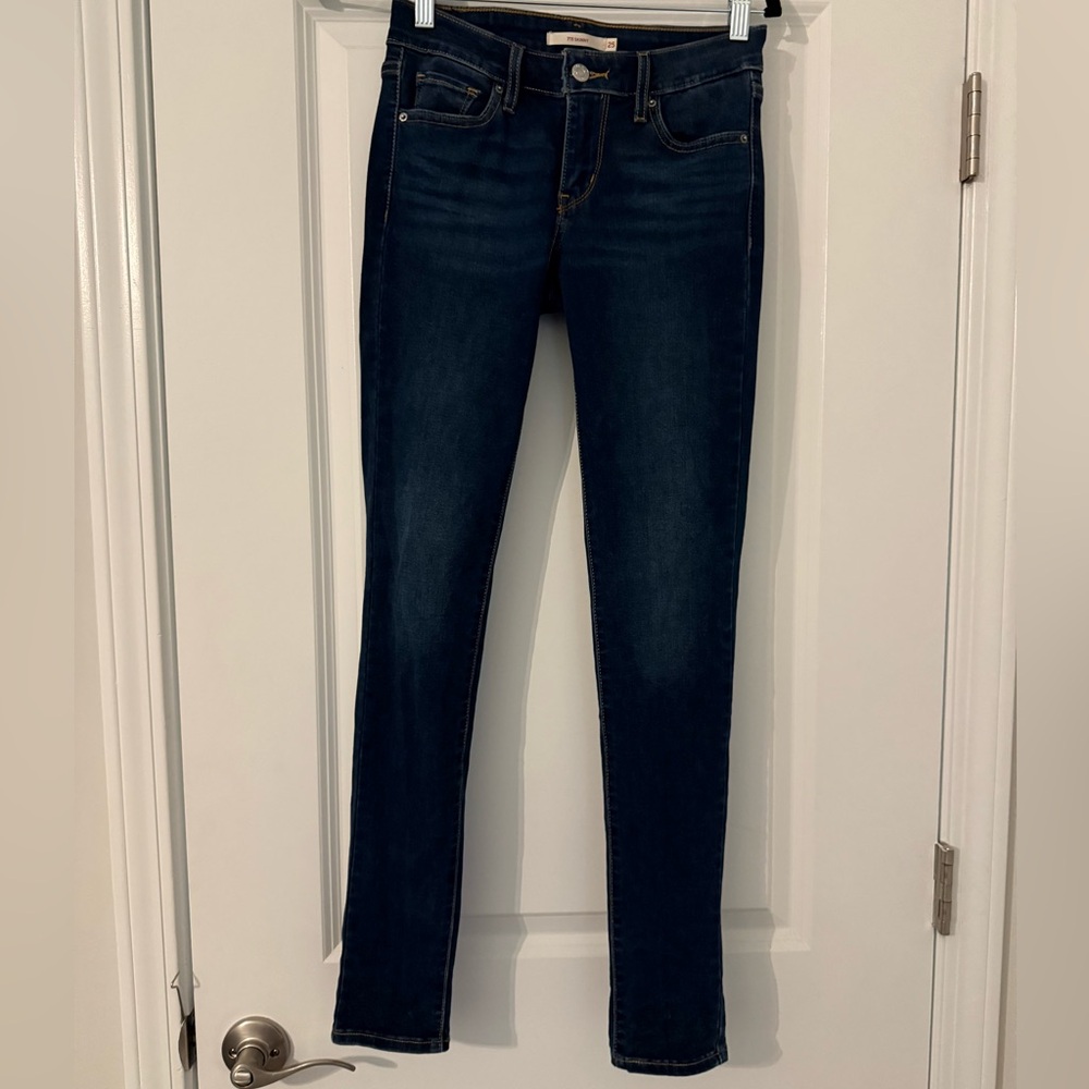 Levi Skinny Jeans 711